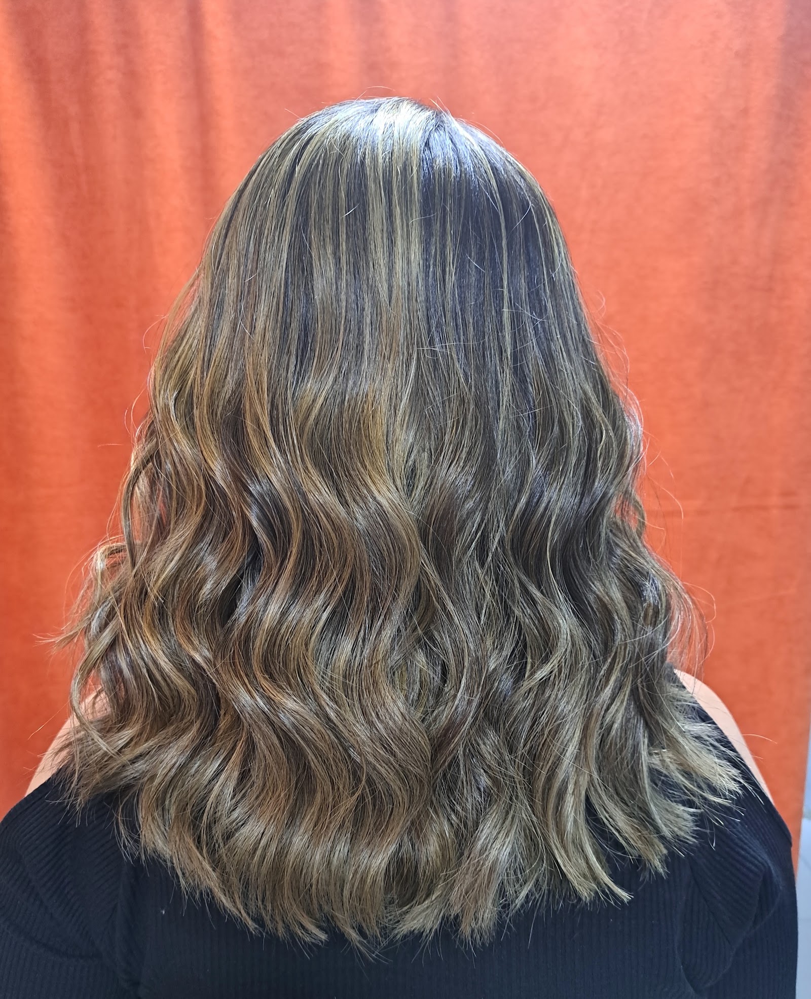 Saloon Didem